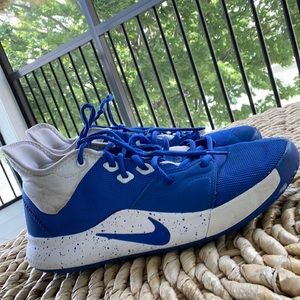 Paul George basketball shoes